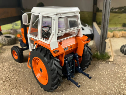REP236 Replicagri Fiat 1300 2wd tractor 1:32 scale Boxed Image 3