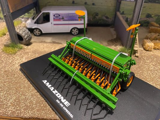 REP253 Replicagri Amazone D8-30 Seed Drill 1:32 scale Boxed Image