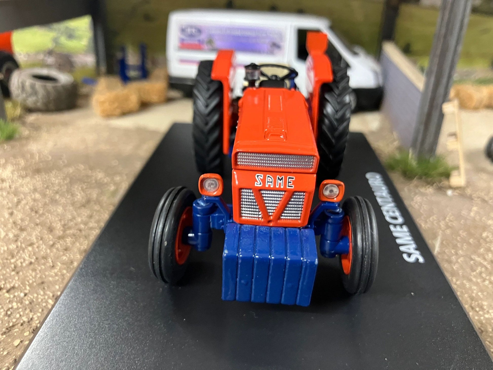 REP255 Replicagri SAME Centauro tractor 1:32 scale Boxed Image 5