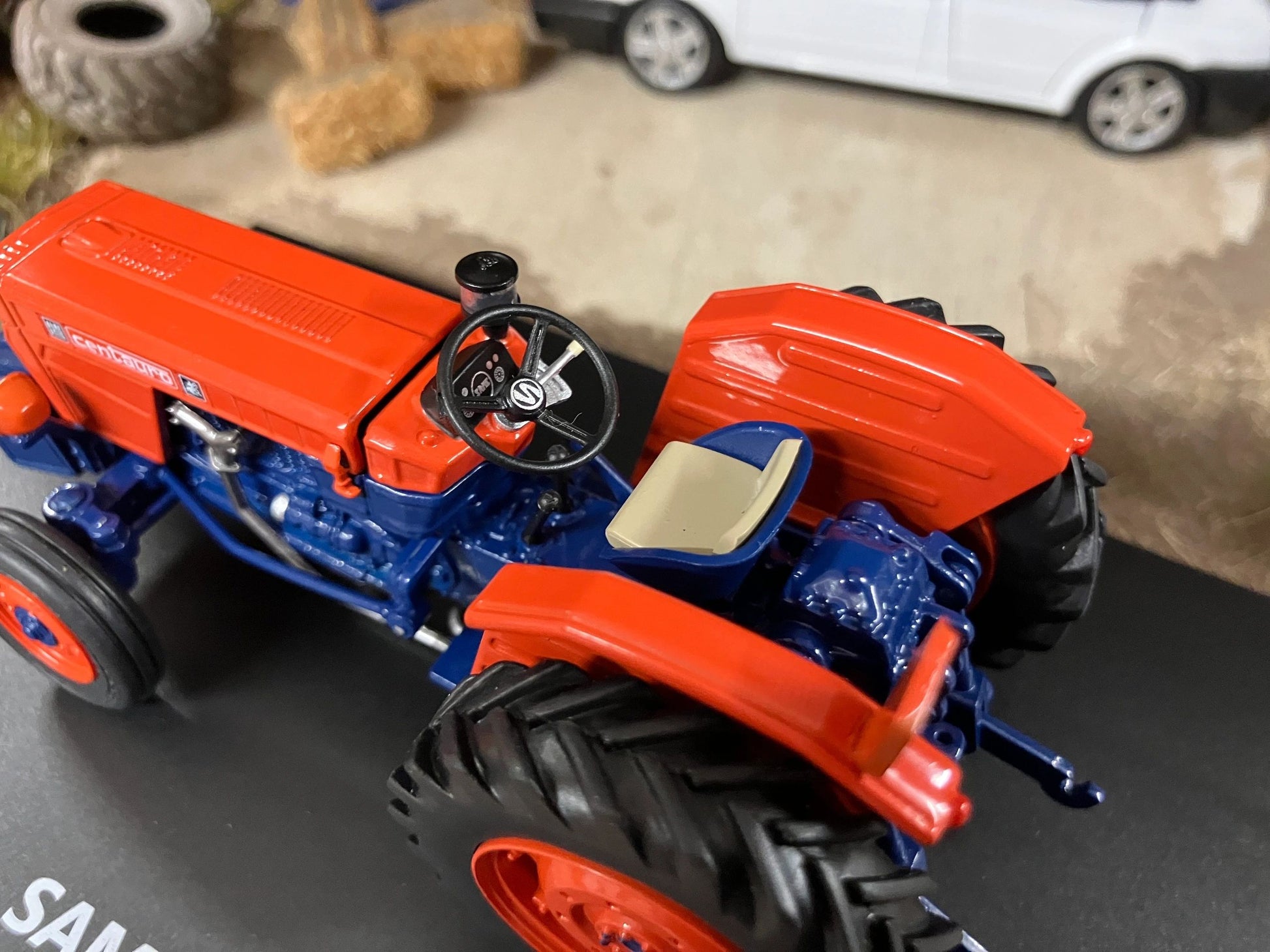 REP255 Replicagri SAME Centauro tractor 1:32 scale Boxed Image 6