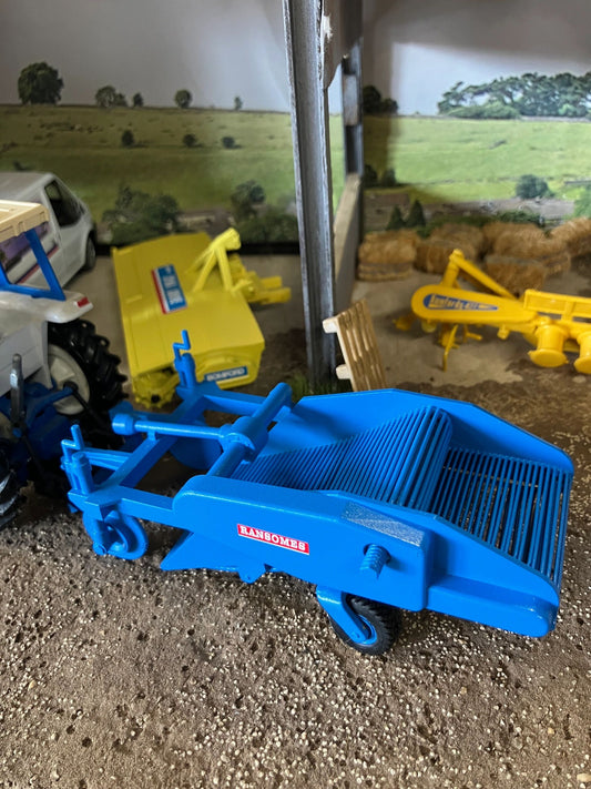 Ransomes 2 row Potato Harvester Blue Hand built 1:32 scale Image 2