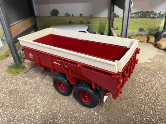 Replicagri International 425 Kieper Trailer 1:32 scale Boxed Image 2