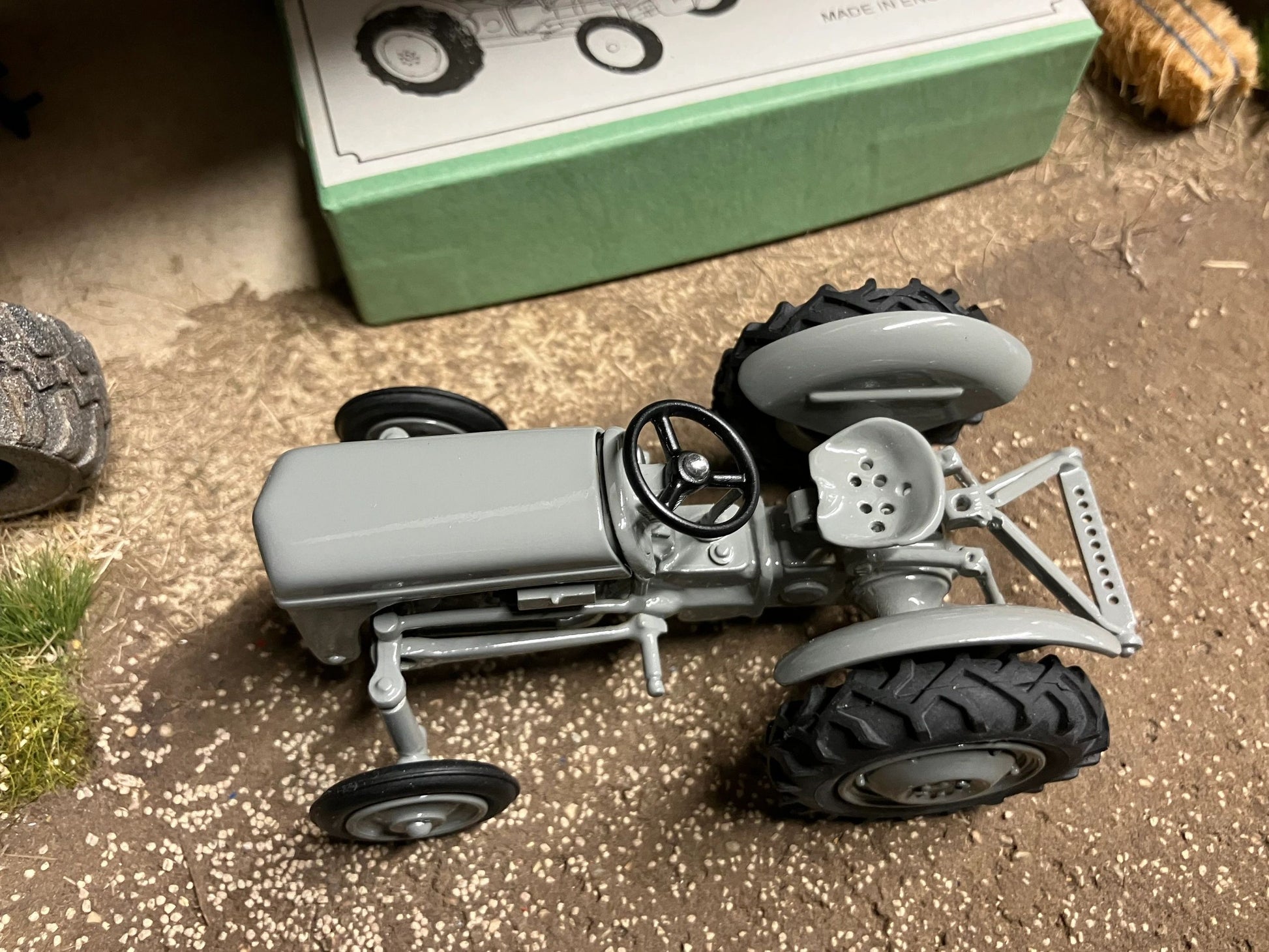 Scratch built Brian Norman Miniatures Ferguson TE 20 Tractor Limited Edition 1:32 scale Image 3
