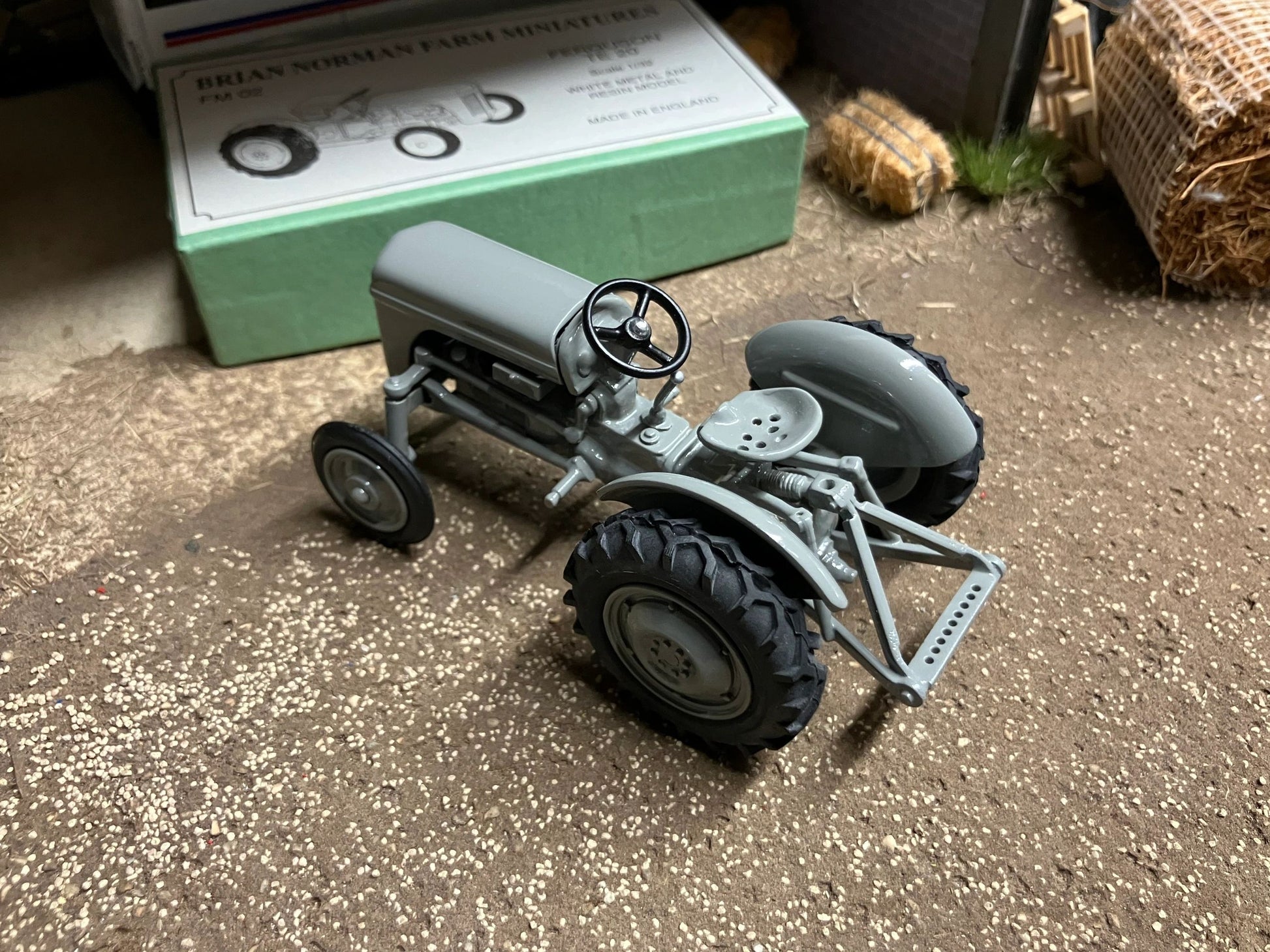 Scratch built Brian Norman Miniatures Ferguson TE 20 Tractor Limited Edition 1:32 scale Image 6