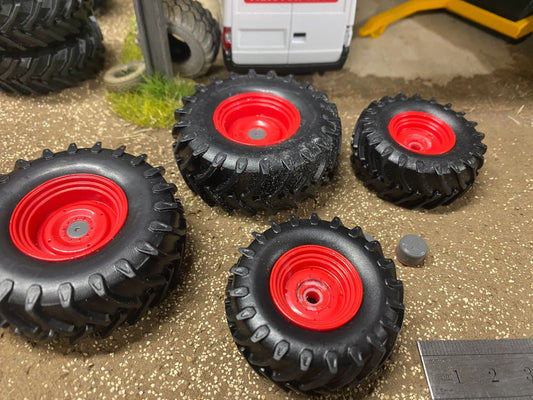 Set of 4 fendt wheels tyres 1:32 scale 60mm x 22mm , 45mm x 20mm Image 2
