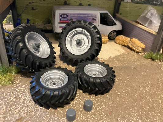 Set of 4 silver tractor wheels tyres 45mm x 18mm 60mm x 22mm 1:32 scale Image