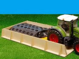 Silage Pit Cover and 50 Rubber Tyres 1:32 scale Kids Globe Image