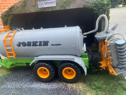 Silver Joskin Slurry Tanker with Injector 1:32 scale boxed Siku 2270 Image