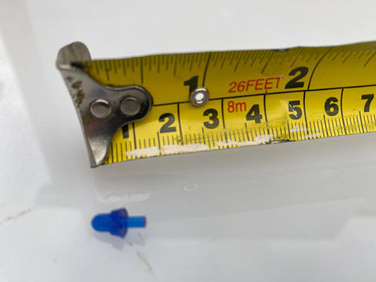 Small Blue beacon light tractor truck 1:32 scale Image