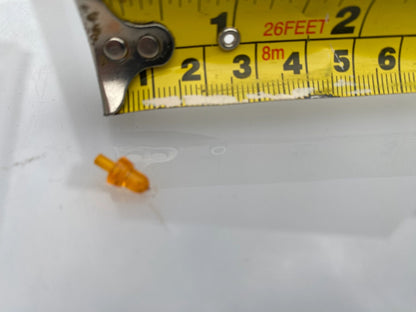 Small beacon light tractor truck 1:32 scale Image 2