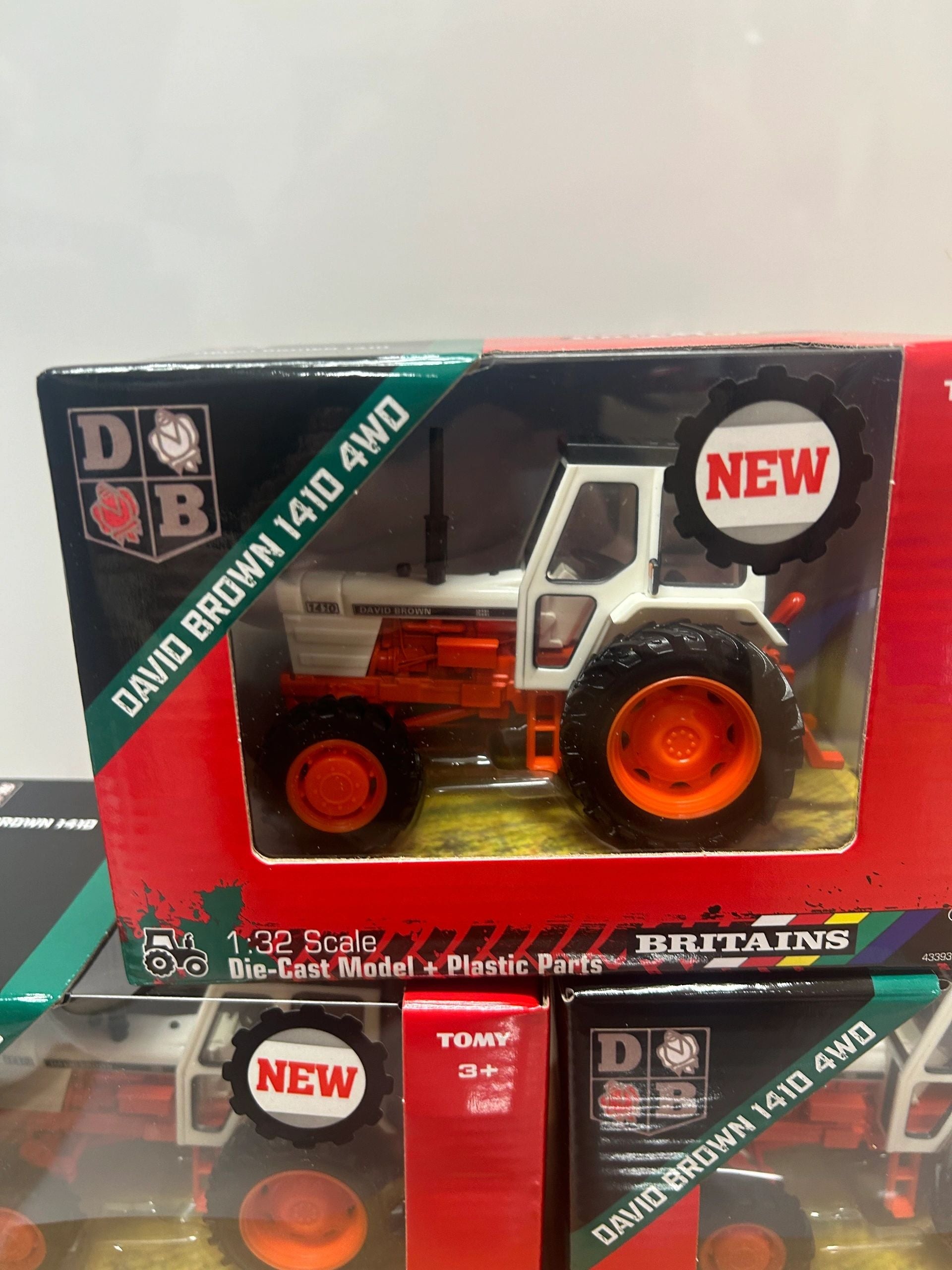 TRADE BOX 43393 Britains David Brown 1410 4WD tractor 1:32 scale New Sealed Image 3