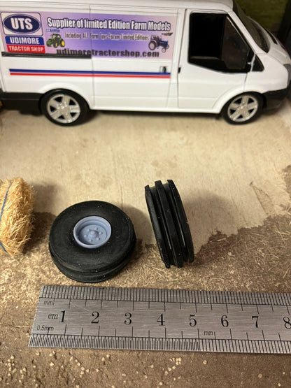 Tractor Farm machinery Front Rubber tyre wheel sets 30mm x 10mm Image