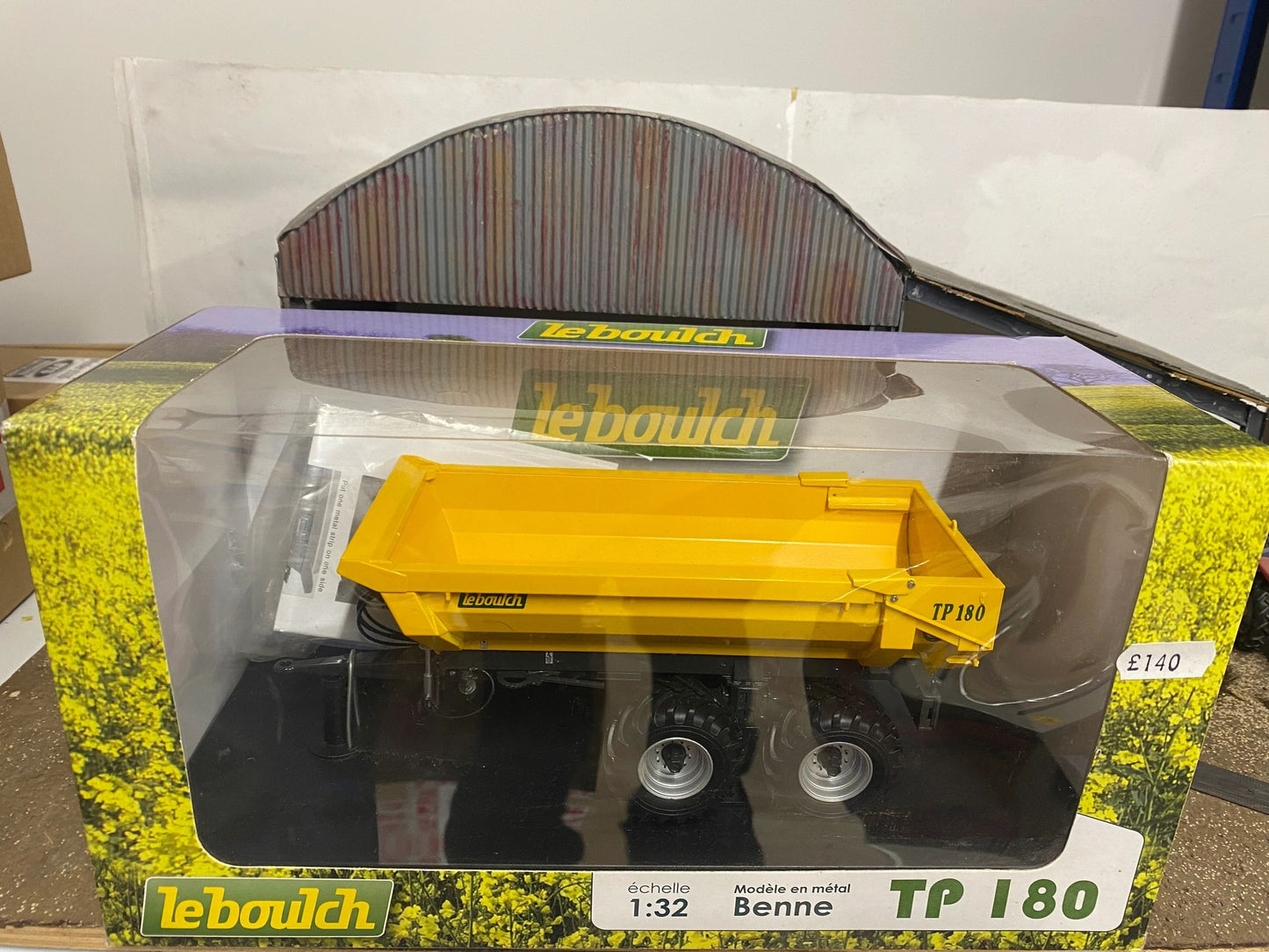 Universal Hobbies Le Boulch TP180 Trailer 1:32 scale UH2919 Image