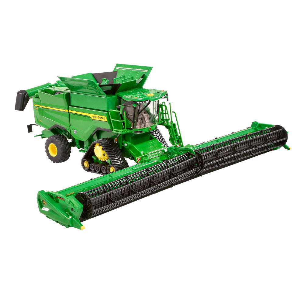 Britains JohnDeere S7 900 Tracked Combine Harvester 1:32 Scale 43390 – Pre-Order