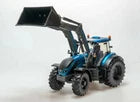 Britains Blue Valtra Front Loader Tractor black wheels 1:32 scale New BOXED 43352