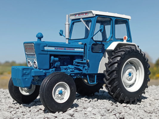 TAB MODELS Ford 5000 Tractor 1:32 scale Scratch Built