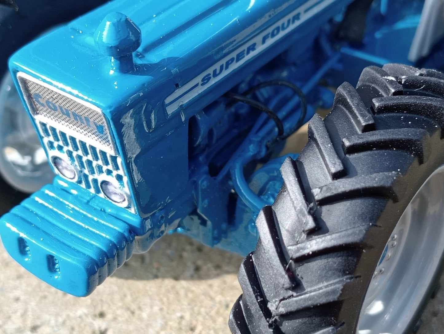 TAB MODELS Ford County 754 Super Four Tractor 1:32 scale Scratch Built