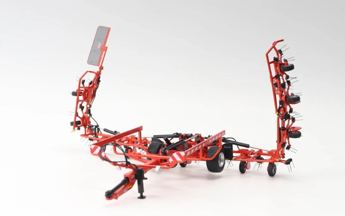 KUHN GF 13003 T Trailed Tedder 1:32 Scale Boxed ROS 60255.7