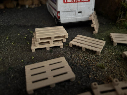 10 x 1:32 1:50 scale Pallets Britains Siku style model farm diorama type 1