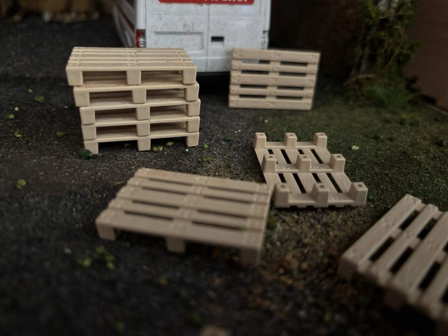 10 x 1:32 1:50 scale Pallets Britains Siku style model farm diorama type 2